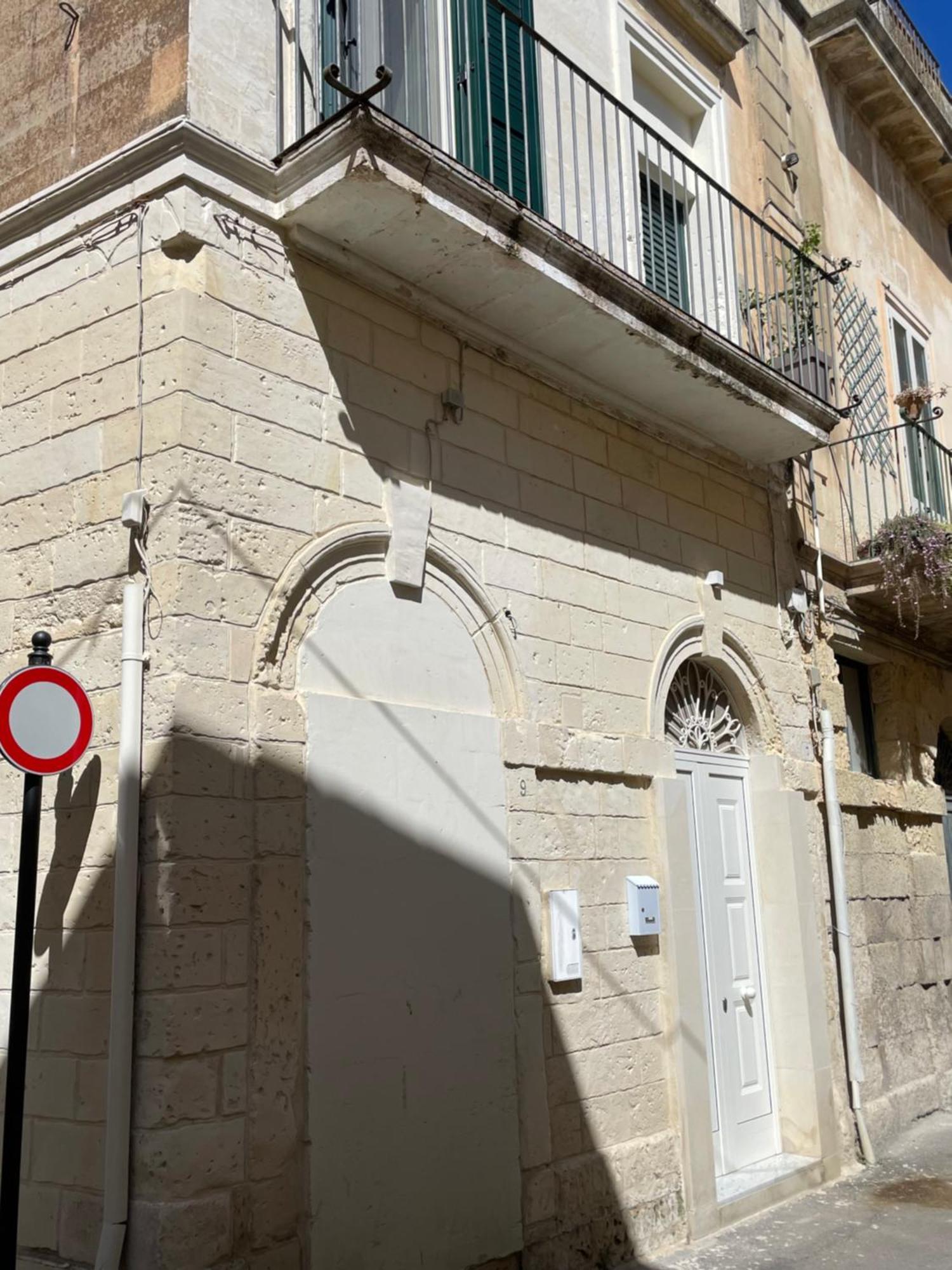 Appartamento Casa Caracciolo Lecce Esterno foto